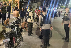 Tangkap Pemuda Bawa Egrek
