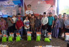 Pemkab Muaro Jambi Kurangi Angka Kemiskinan Ekstrim, Berikan Sembako dan Launching Gerai Datuk Kades Plus 