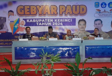 Dinas Pendidikan Salurkan Beasiswa Kerinci Cerdas Tahun 2024