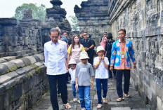 Jokowi Liburan Bersama keluarga ke Candi Borobudur