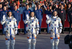 Astronot Shenzhou-17 Dianugerahi Medali atas Prestasi di Bidang Antariksa