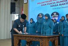 Wali Kota Maulana Lantik Pengurus TP PKK dan Bunda PAUD Kota Jambi : Sinergi untuk Generasi Emas