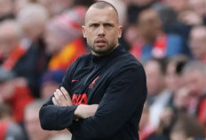 John Heitinga Dikabarkan Tolak Tawaran Latih Timnas Indonesia