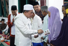 Warga Desa Malapari Salat Tarawih Bersama Gubernur Jambi