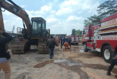 Pertama Terjadi Ledakan Hebat, Kebakaran Gudang Waskita,  Dua Korban Luka Bakar 