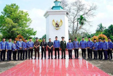 Bupati Batanghari Pimpin Upacara Harkitnas ke-117,  Ziarah dan Tabur Bunga di Makam Pahlawan