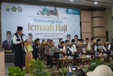 Wagub Jambi Lepas Keberangkatan JCH Kloter 13, Abdullagh Sani: Jaga Fisik, Mental dan Kesehatan