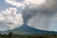 Gunung Lewotobi Mengalami 21 Kali Gempa Pada Hari Ini