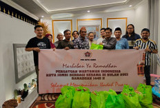 Maknai Ramadan 1445 H, PWI Kota Jambi Gelar Buka Bersama dan Berbagi Sembako