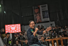 Anies Janji Turunkan Harga Bahan Pokok 