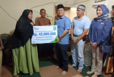 Walikota Jambi Serahkan Santunan JKM untuk Ahli Waris Ketua RT