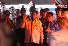 Presiden Prabowo Berjanji Tidak Biarkan Korban Banjir Berjuang Sendiri