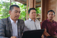 Ditelepon Sebelum Dicopot dari Jabatan, Delapan Perjabat Menggugat