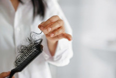 Penyebab Rambut Rontok Setelah Melahirkan dan Cara Mengatasinya Secara Aman