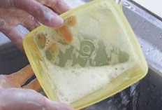 5 Tips Mencuci Wadah Berminyak Agar Cepat Bersih