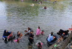 Sungai Batang Asam Tanjung Belit Diserbu Pengunjung 