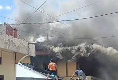 Dua Rumah Warga di Tanjung Mudo Kerinci Ludes Terbakar