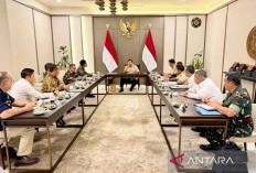 Prabowo Sempat Pimpin Ratas di Halim Sebelum Bertolak ke Australia