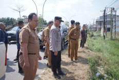 Lapangan Akso Dano akan Dijadikan RTH, Pj Bupati Raden Najmi Turut Menyaksikan Pemasangan Patok 