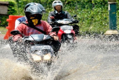 Cuaca Tak Menentu, Pemilik Motor Perlu Tingkatkan Perawatan Kendaraan Setelah Diguyur Hujan