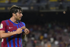 Barcelona Resmi Berpisah dengan Sergi Roberto