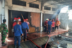 2 Ruko di Depan Xaverius I Terbakar