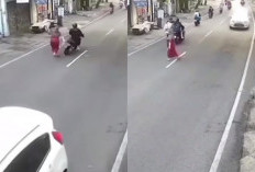 Ibu-Ibu Mendadak Balik Arah, Dua Motor Tabrakan di Malang Terekam CCTV