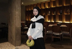 Julia Prastini Kembali Jadi Sorotan, Diduga Selingkuh dengan Petinju Safrie Ramadan