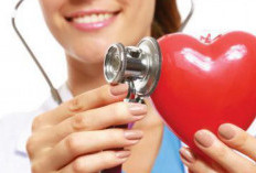 Jaga Kesehatan Hati dengan Rutin Konsumsi 5 Buah Kering