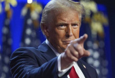 Trump Kenakan Apple Tarif 25 Persen