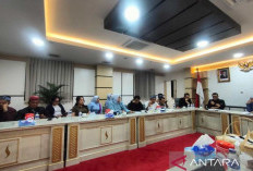 PDIP Absen di Persetujuan RAPBDP Jabar 