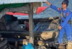 Kapal Trawl Ilegal Beraksi di Perairan Tanjab Timur, Amankan 9 Orang, 