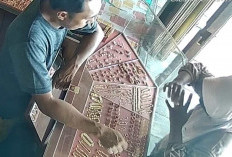 Pura-Pura Jadi Pembeli, Wanita Pencuri Emas di Tungkal Tak Berkutik