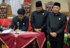 Pj Bupati Raden Najmi Sampaikan Perubahan Anggaran (KUPA) Tahun 2024 pada Rapat Paripurna