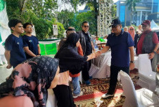 130 Orang Lebih Periksa Mata Secara Gratis