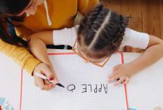 Strategi Efektif Ajarkan Bahasa Kedua ke Anak