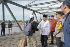 Lepas Pemudik ke Batam Gunakan Kapal, Bupati Anwar Sadat : Ringankan Masyarakat yang Mudik