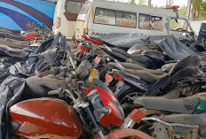  Ratusan Kendaraan Dinas Pemkab Tebo Laku Terjual