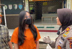 Demi Penuhi Gaya Hidup, Wanita Cantik Tilap Uang di Tempat Kerja