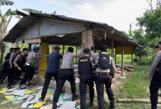 Polisi Bongkar Rumah Basecamp Narkoba, Ditemukan Jarum Suntik dan Klip Bekas 