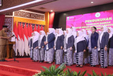 Sekda Sudirman Kukuhkan Pengurus PD IBI Provinsi Jambi 