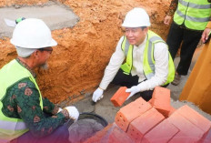 Bupati BBS Letakkan Batu Pertama Pembangunan Masjid Madinah Raya Pijoan 