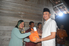 Pj Bupati Bachyuni Sahur Pertama di Rumah Warga
