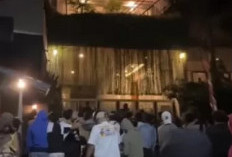 Rumah Menkeu Sri Mulyani di Bintaro Juga Dijarah Massa, Warga Ungkap Detik-Detik Kejadian