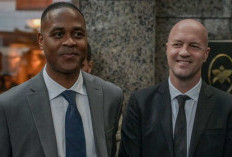 Kluivert Akui Merekomendasikan Jordi Cruyff 