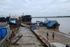 Pelabuhan Tangga Raja Kuala Tungkal Ambruk 