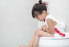  3 Solusi Alami Redakan Diare pada Anak Tanpa Obat Kimia