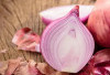 Bawang Merah Mentah, Bumbu Dapur Penuh Manfaat Kesehatan yang Sayang Dilewatkan