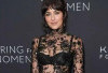 Dakota Johnson Ungkap Alasan Nyaman Kenakan Gaun Transparan: Bentuk Cinta Diri dan Kebebasan Ekspresi