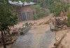 Banjir Hantam Jalan Nasional di Pengasi Lama